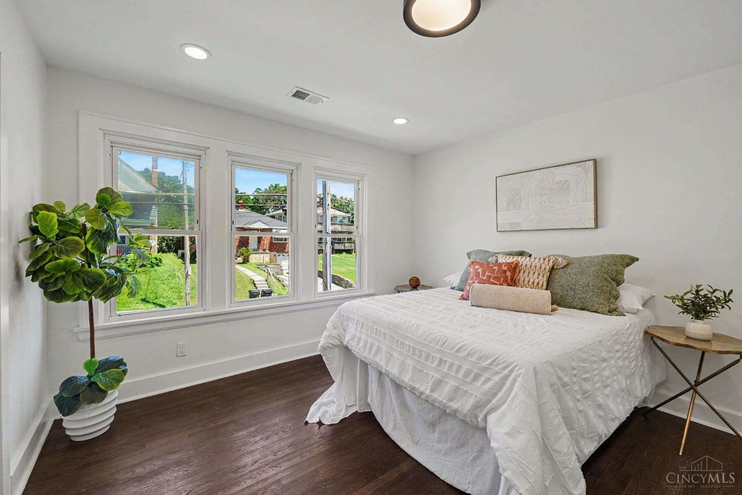 4745 Guerley Road Property Photo 13