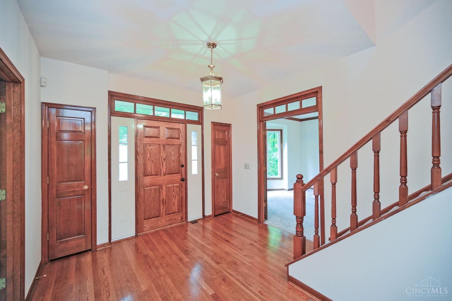 8650 Green Road Property Photo 4