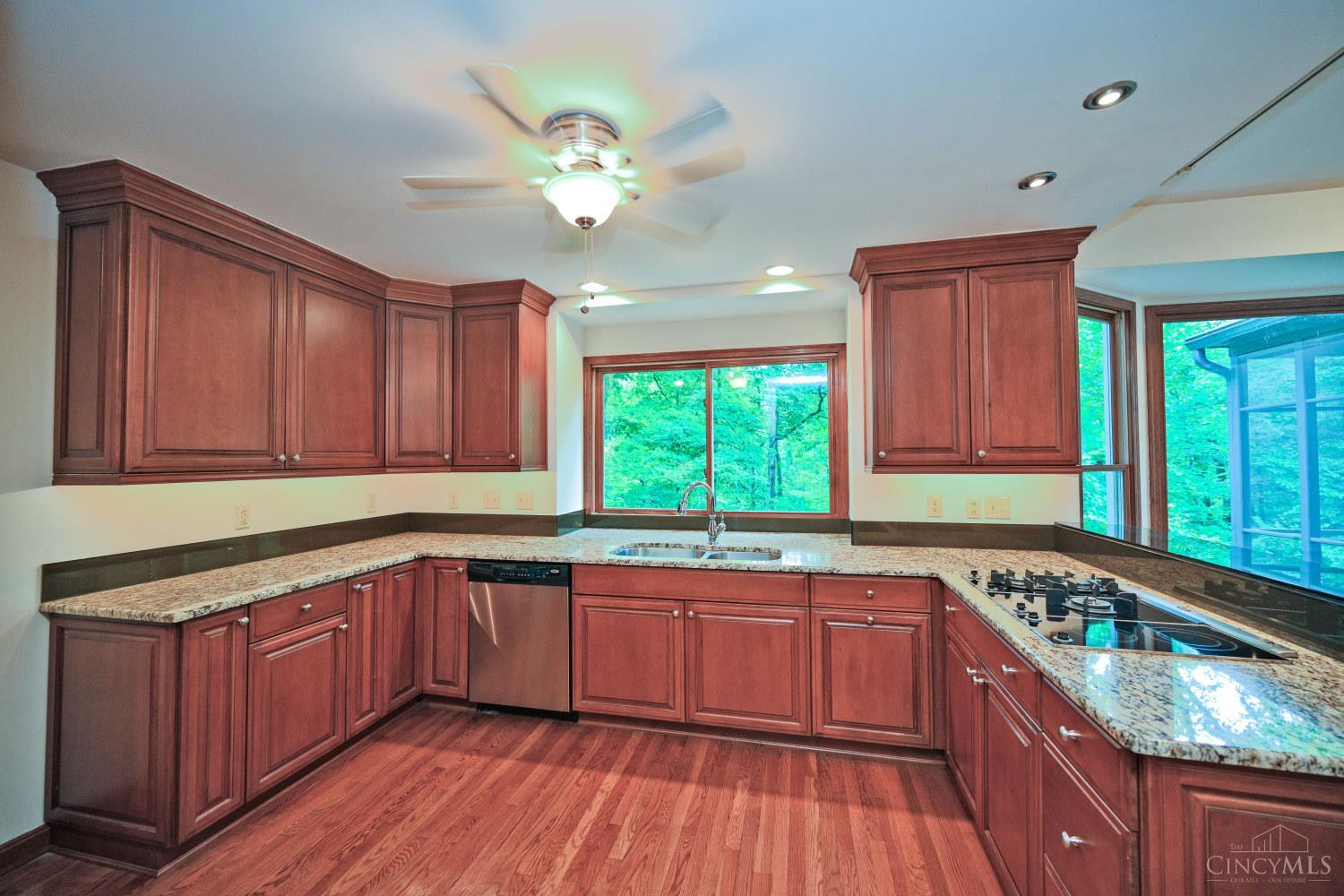 8650 Green Road Property Photo 13