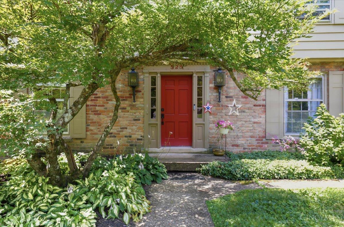 525 Overhill Lane Property Photo 4