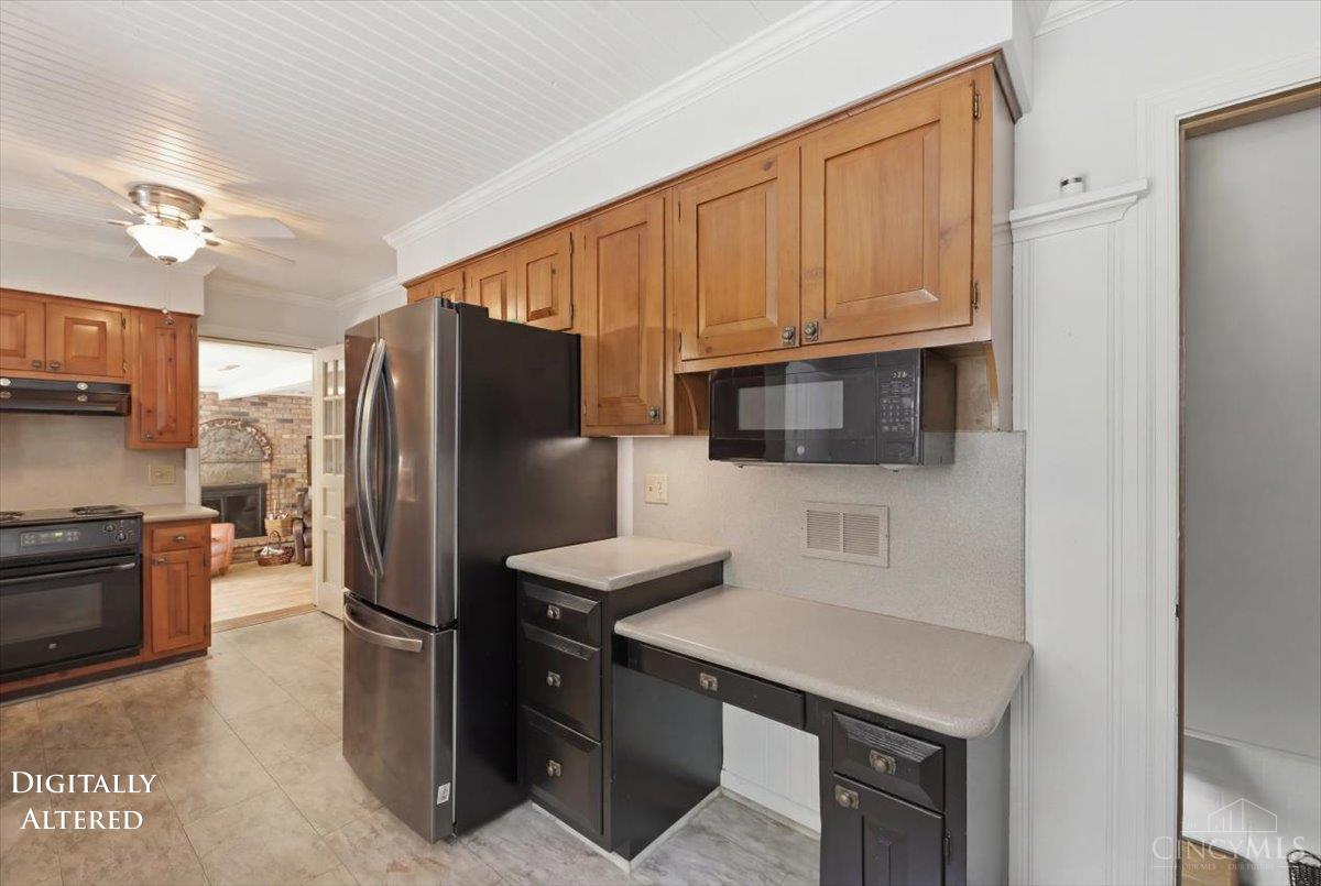 525 Overhill Lane Property Photo 8