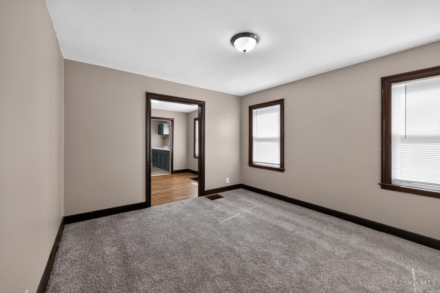 217 Webster Avenue Property Photo 6