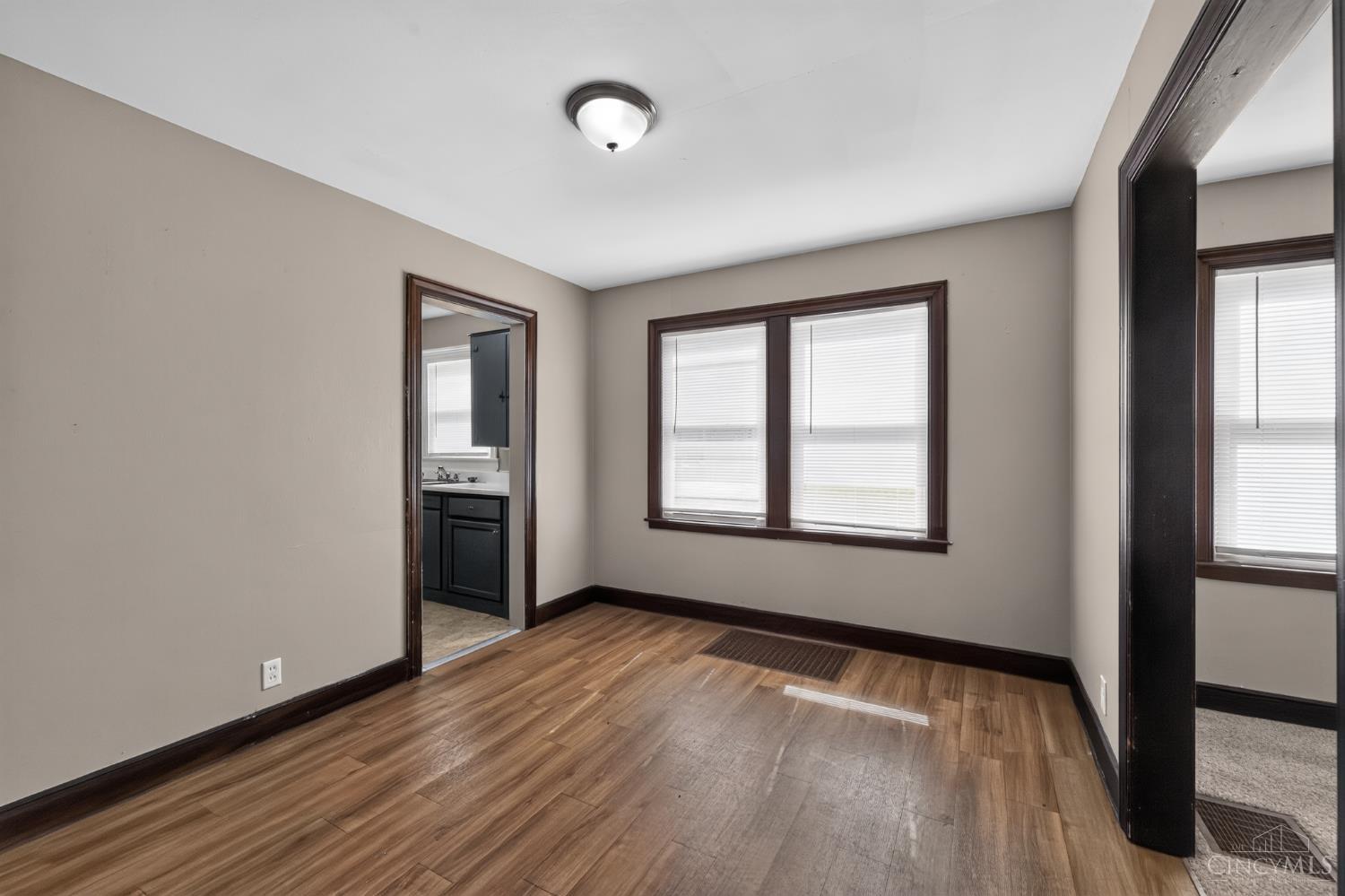 217 Webster Avenue Property Photo 7