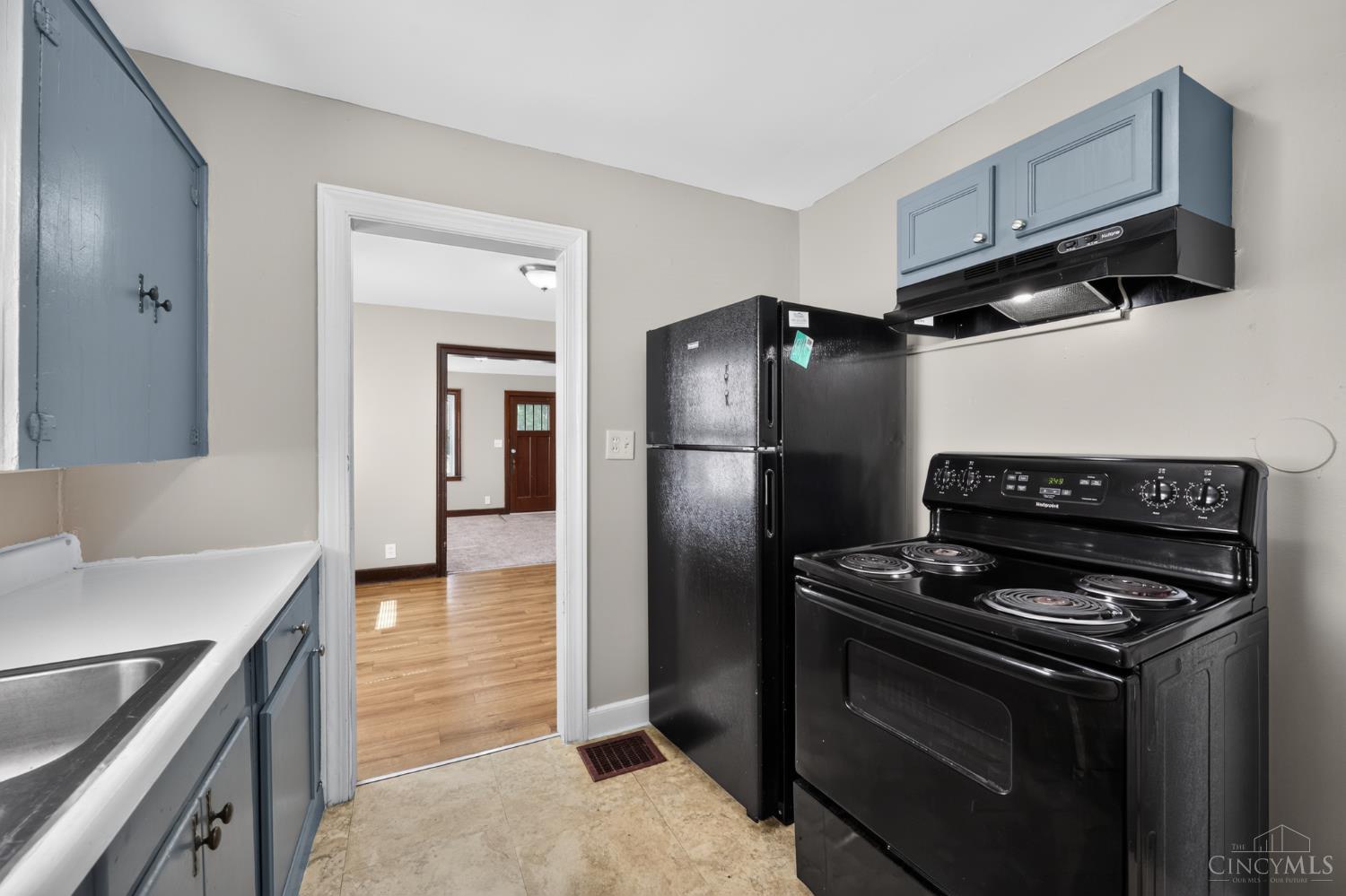 217 Webster Avenue Property Photo 12