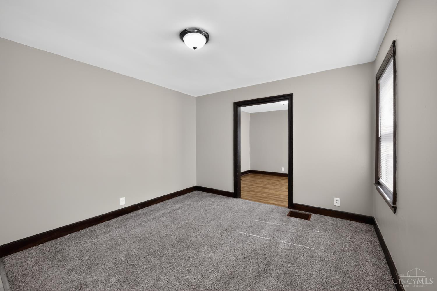 217 Webster Avenue Property Photo 17