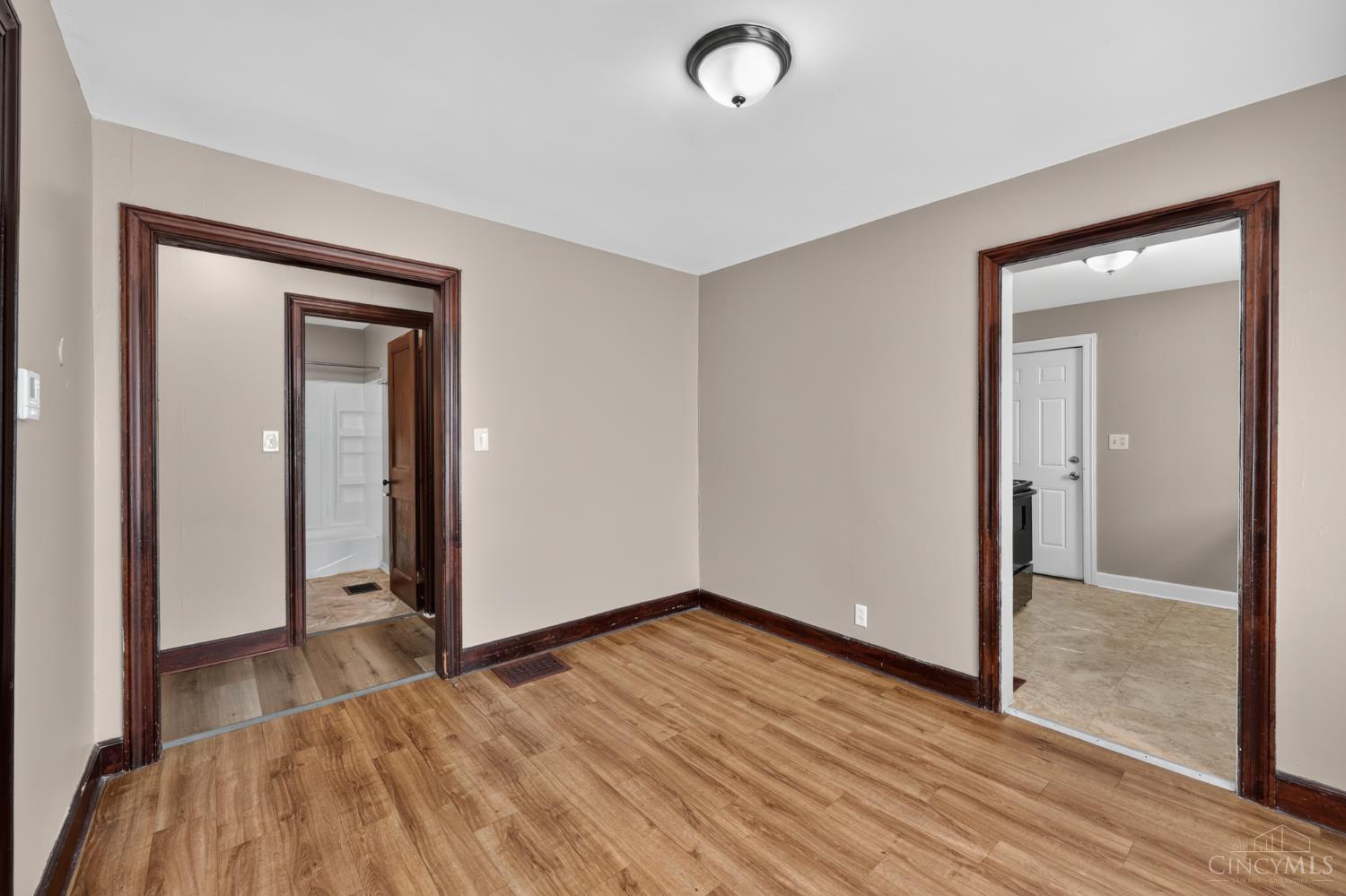 217 Webster Avenue Property Photo 18