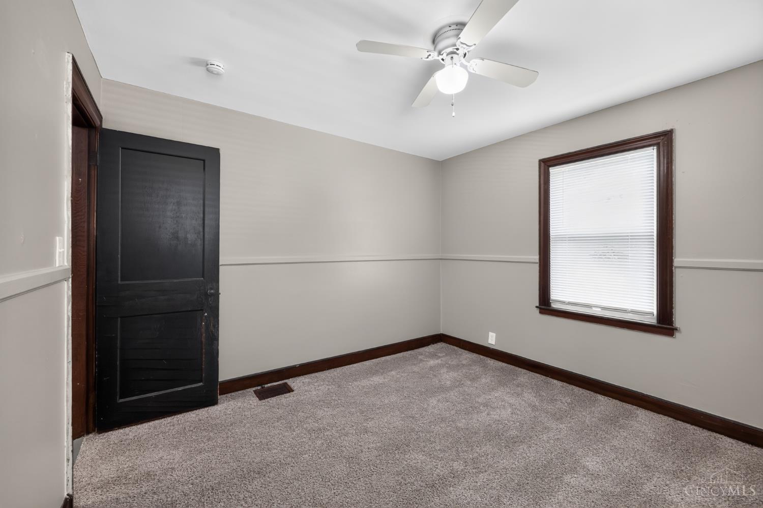 217 Webster Avenue Property Photo 20