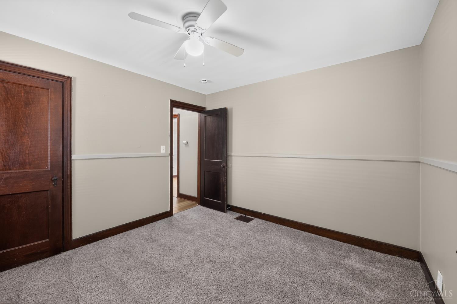 217 Webster Avenue Property Photo 21