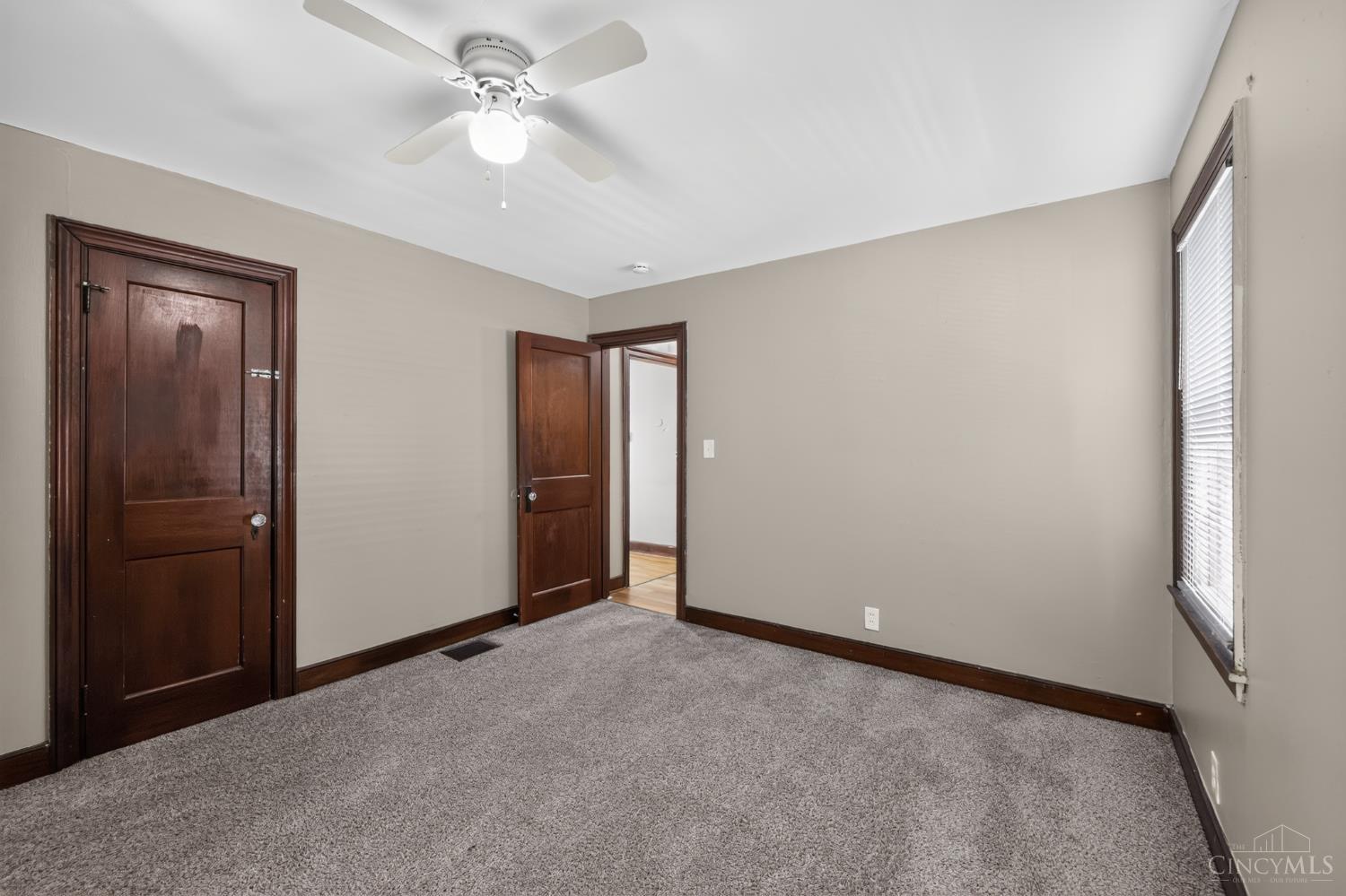 217 Webster Avenue Property Photo 22