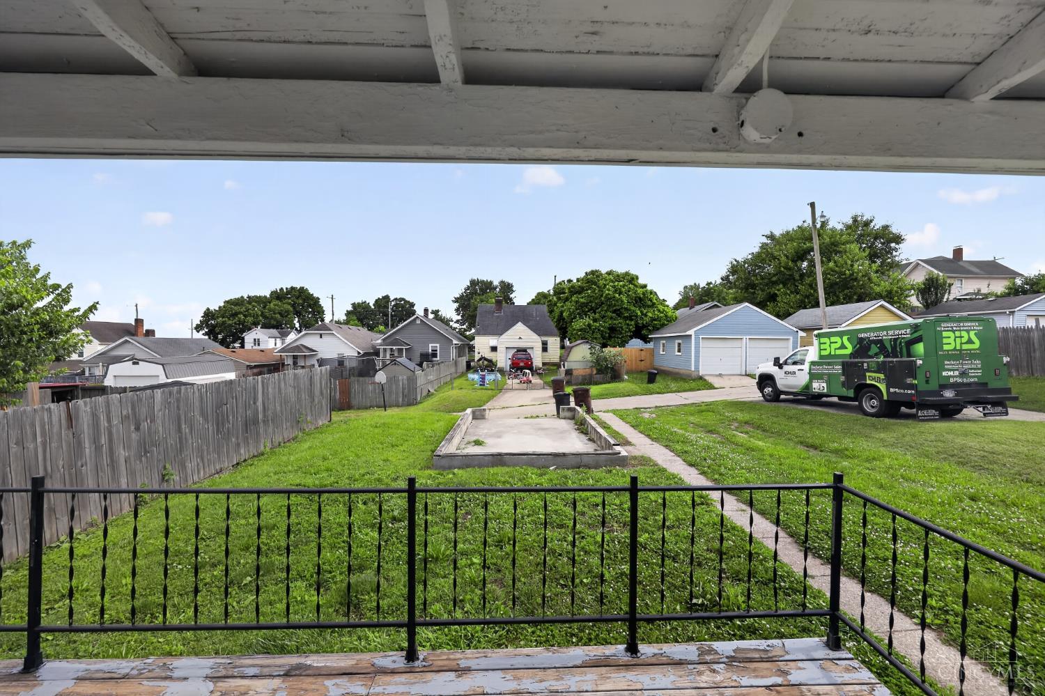 217 Webster Avenue Property Photo 30