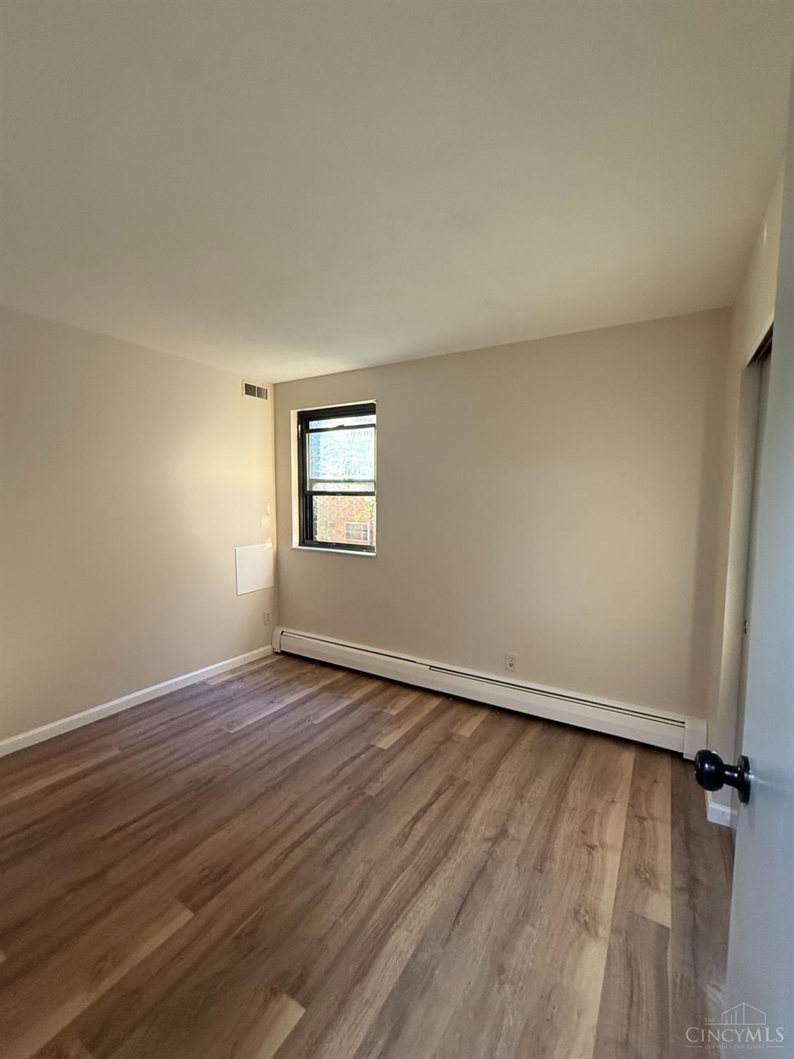 4901 Chalet Drive Property Photo 13