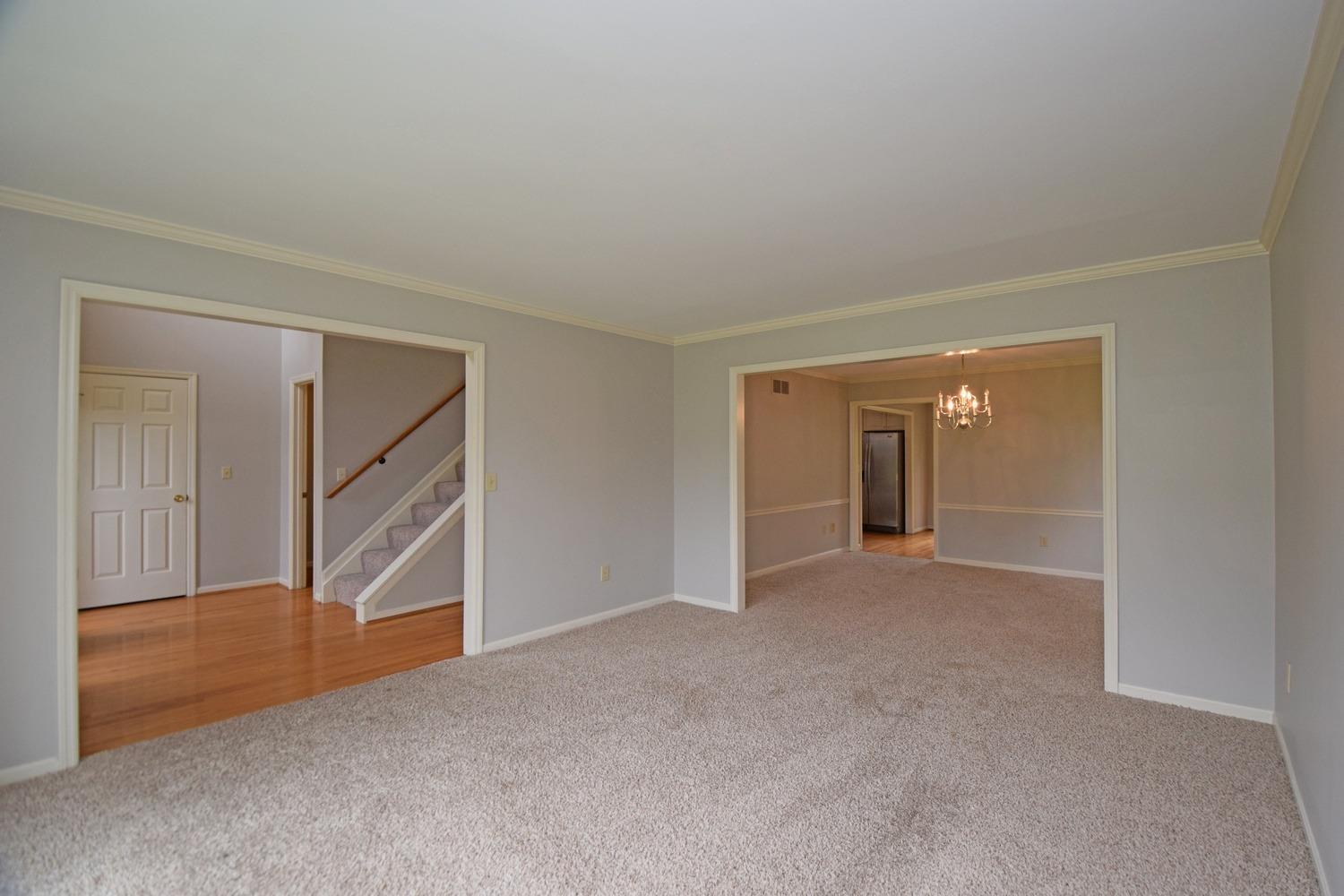 6490 Glenarbor Drive Property Photo 5