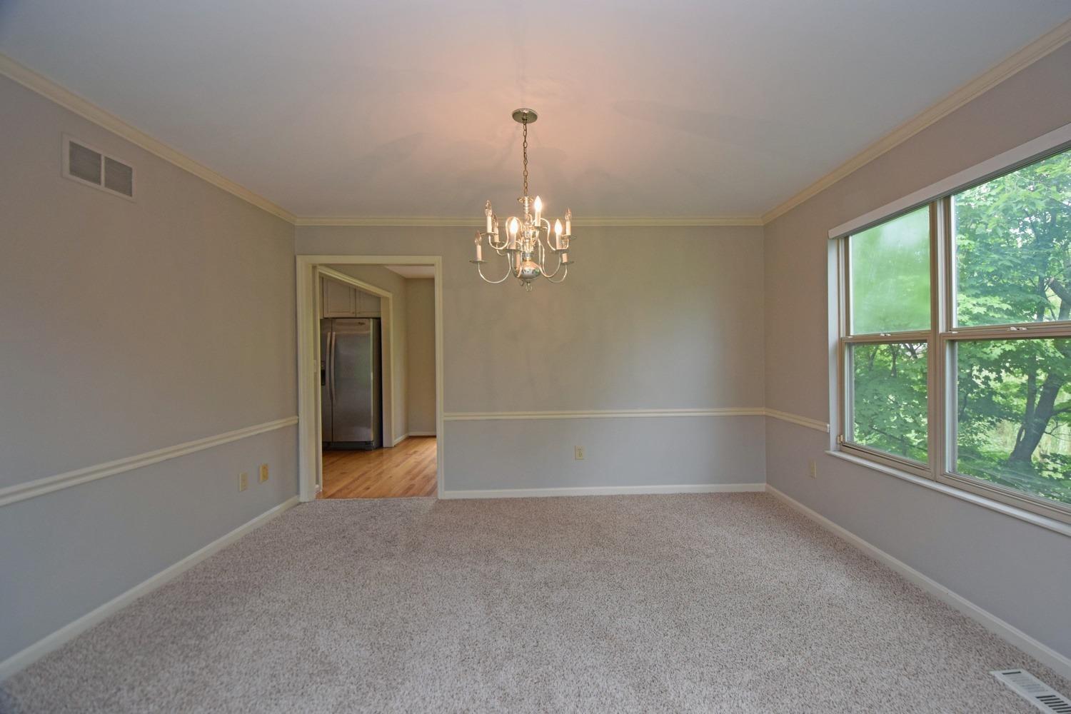6490 Glenarbor Drive Property Photo 6