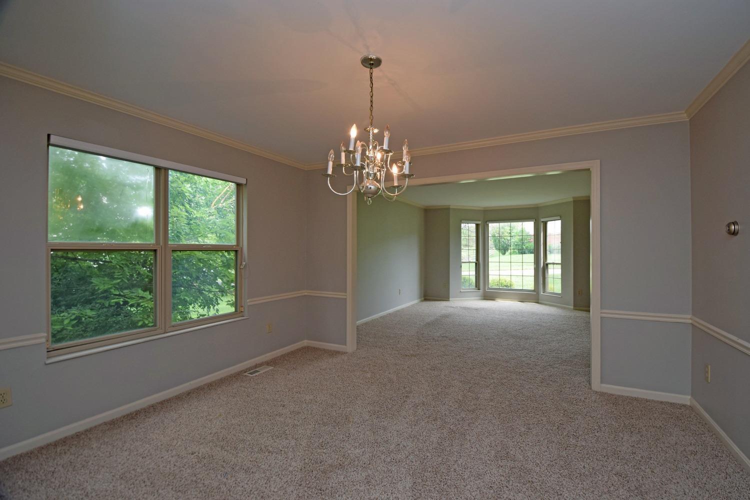 6490 Glenarbor Drive Property Photo 8