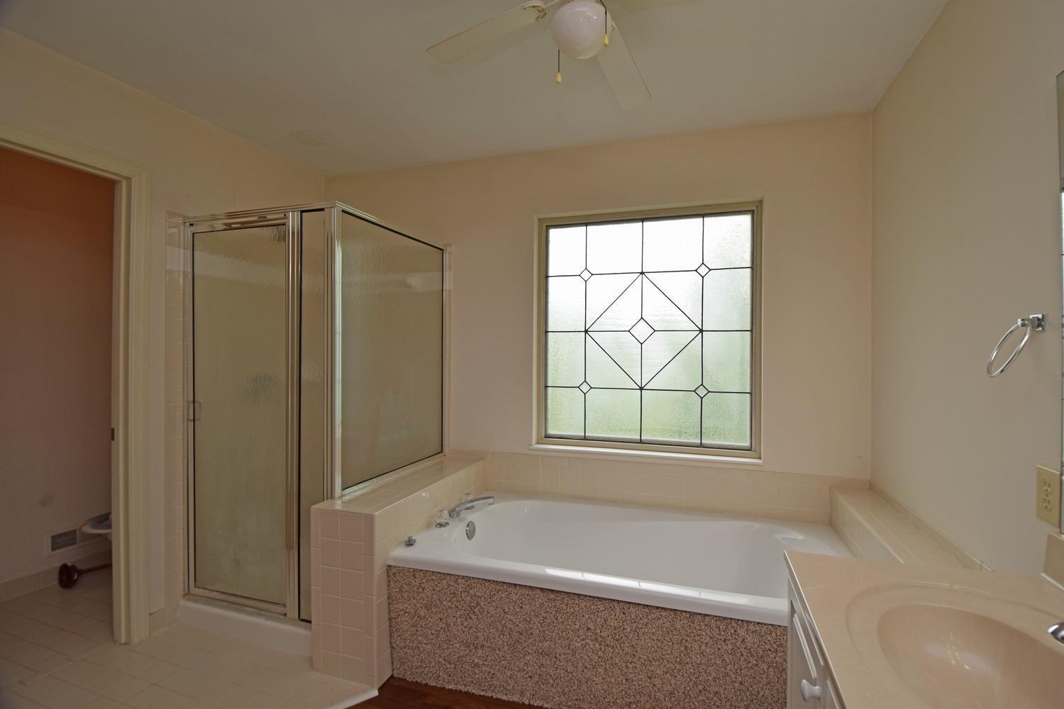 6490 Glenarbor Drive Property Photo 20