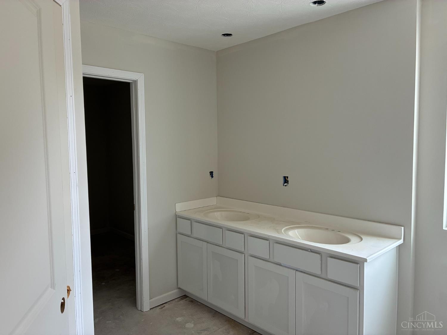 6217 Willow Cove Property Photo 13