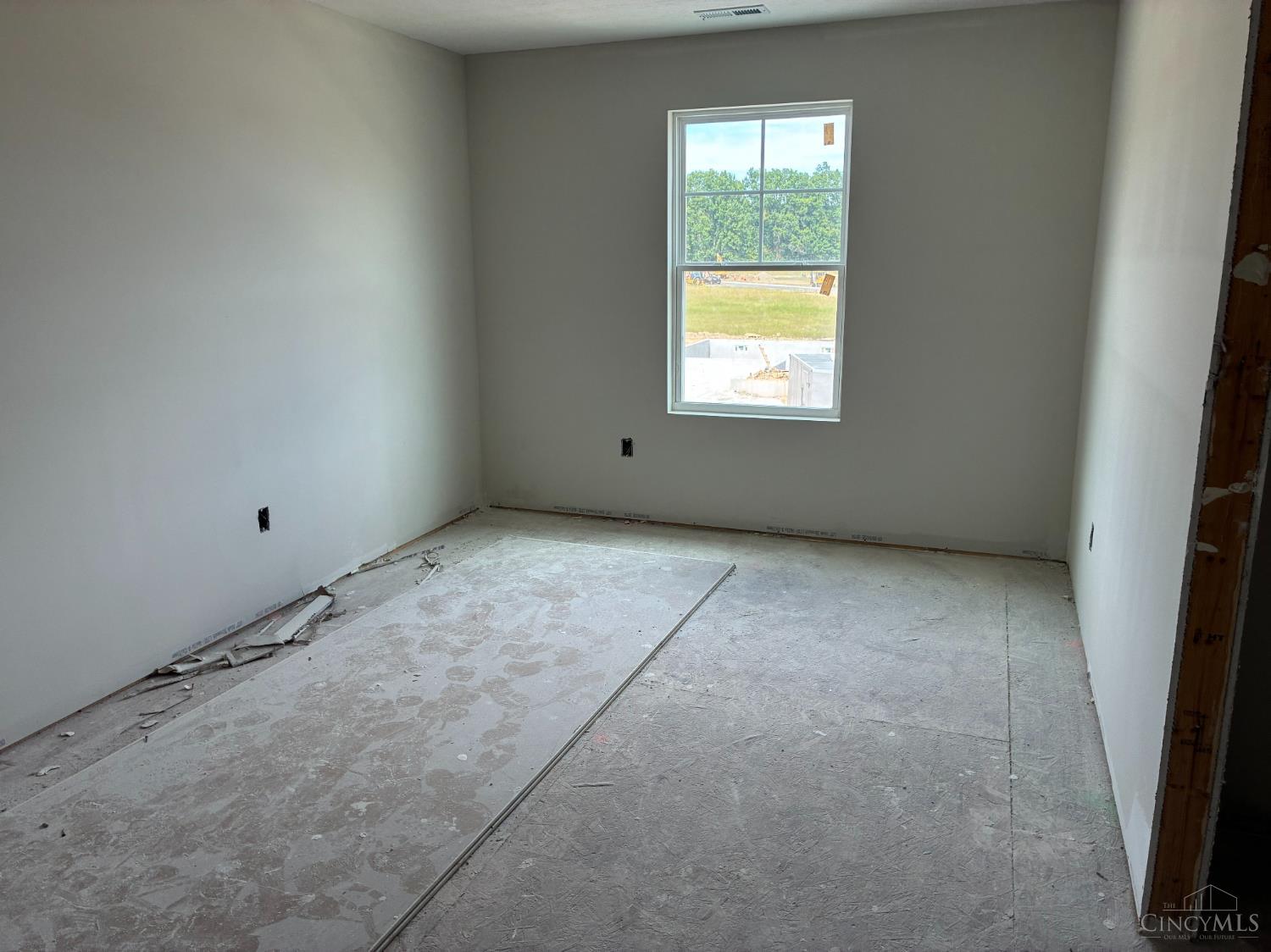 6215 Willow Cove Property Photo 4