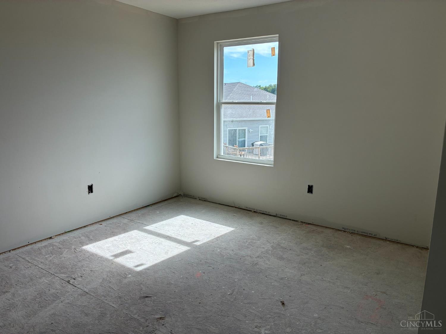 6215 Willow Cove Property Photo 7