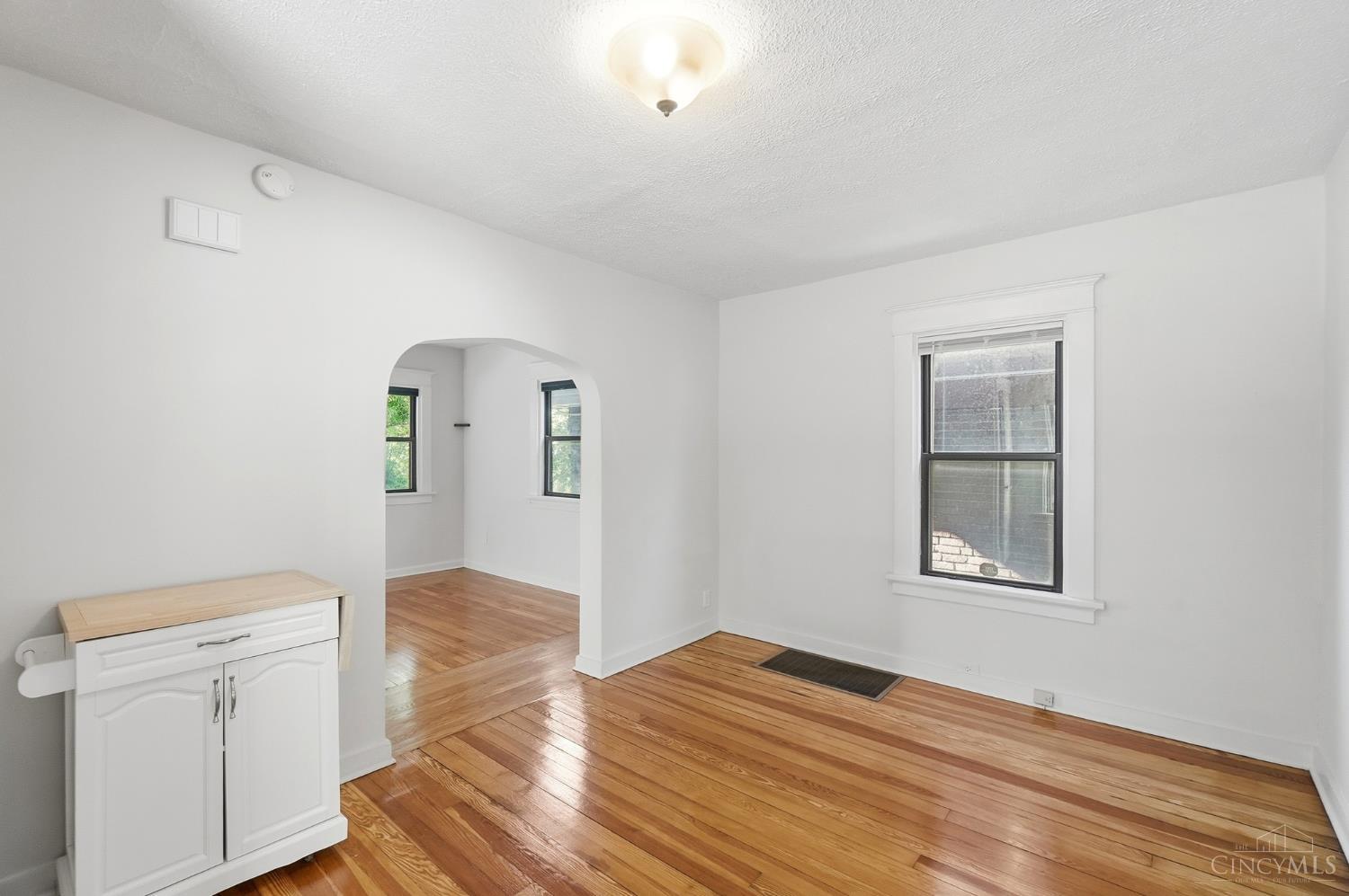 W 2105 Clifton Avenue Property Photo 9