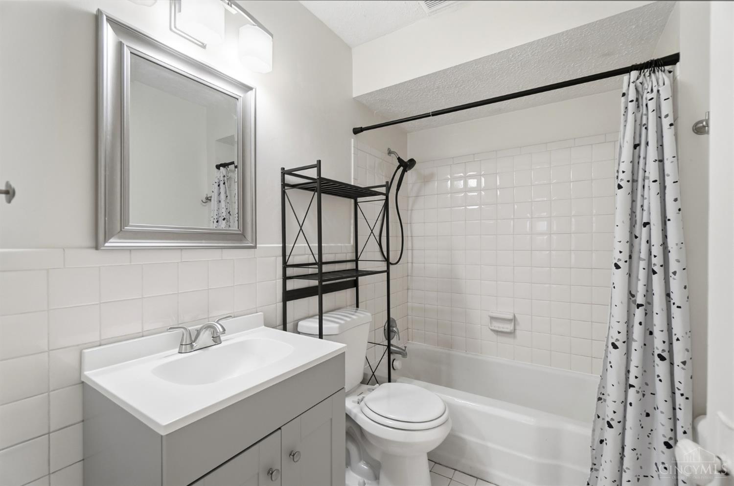 W 2105 Clifton Avenue Property Photo 21