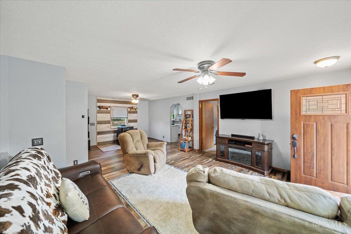 3021 Rio Brazos Drive Property Photo 5