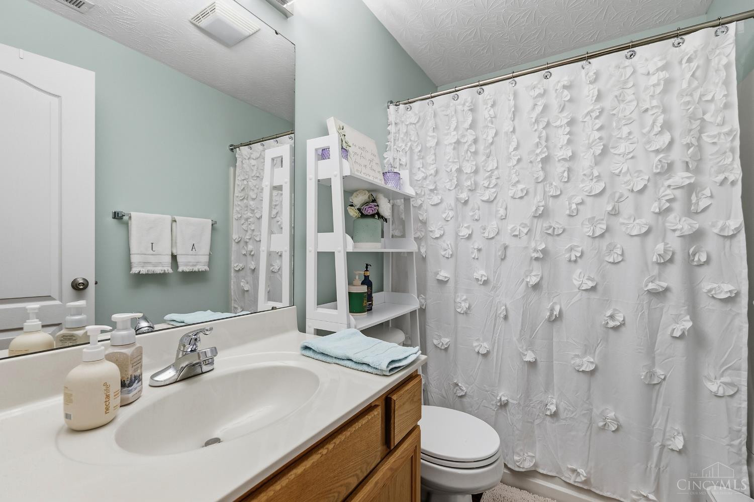 3408 North Bend Road Property Photo 3