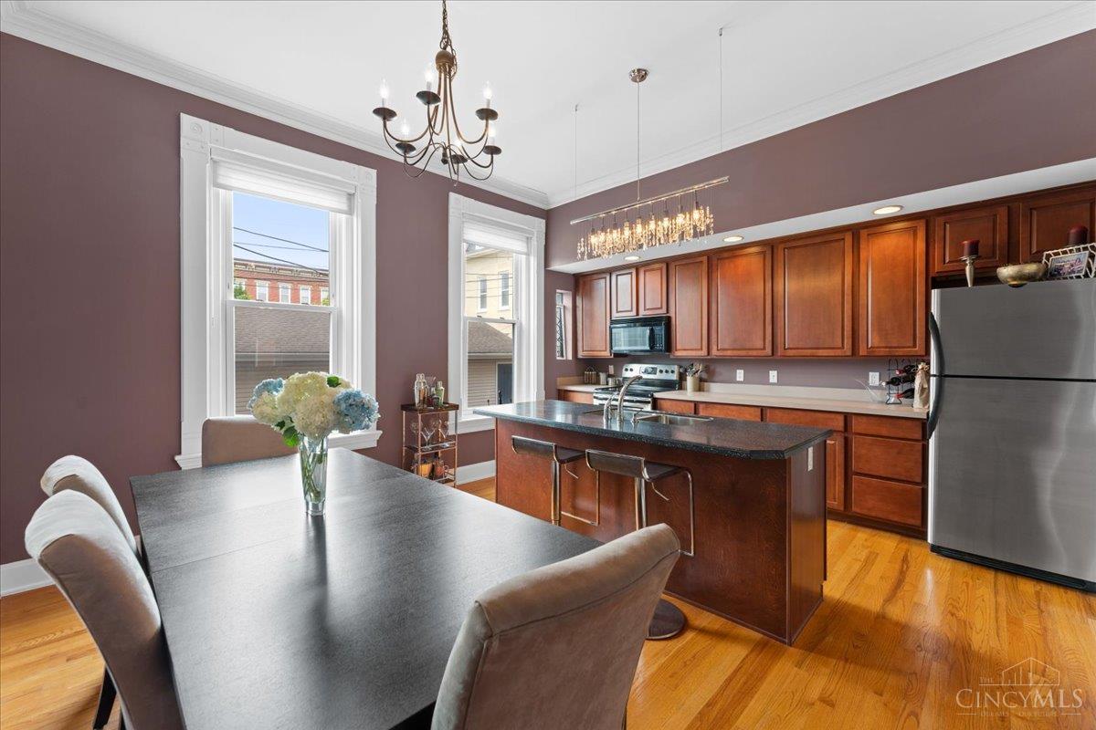 1931 Bigelow Street Property Photo 4
