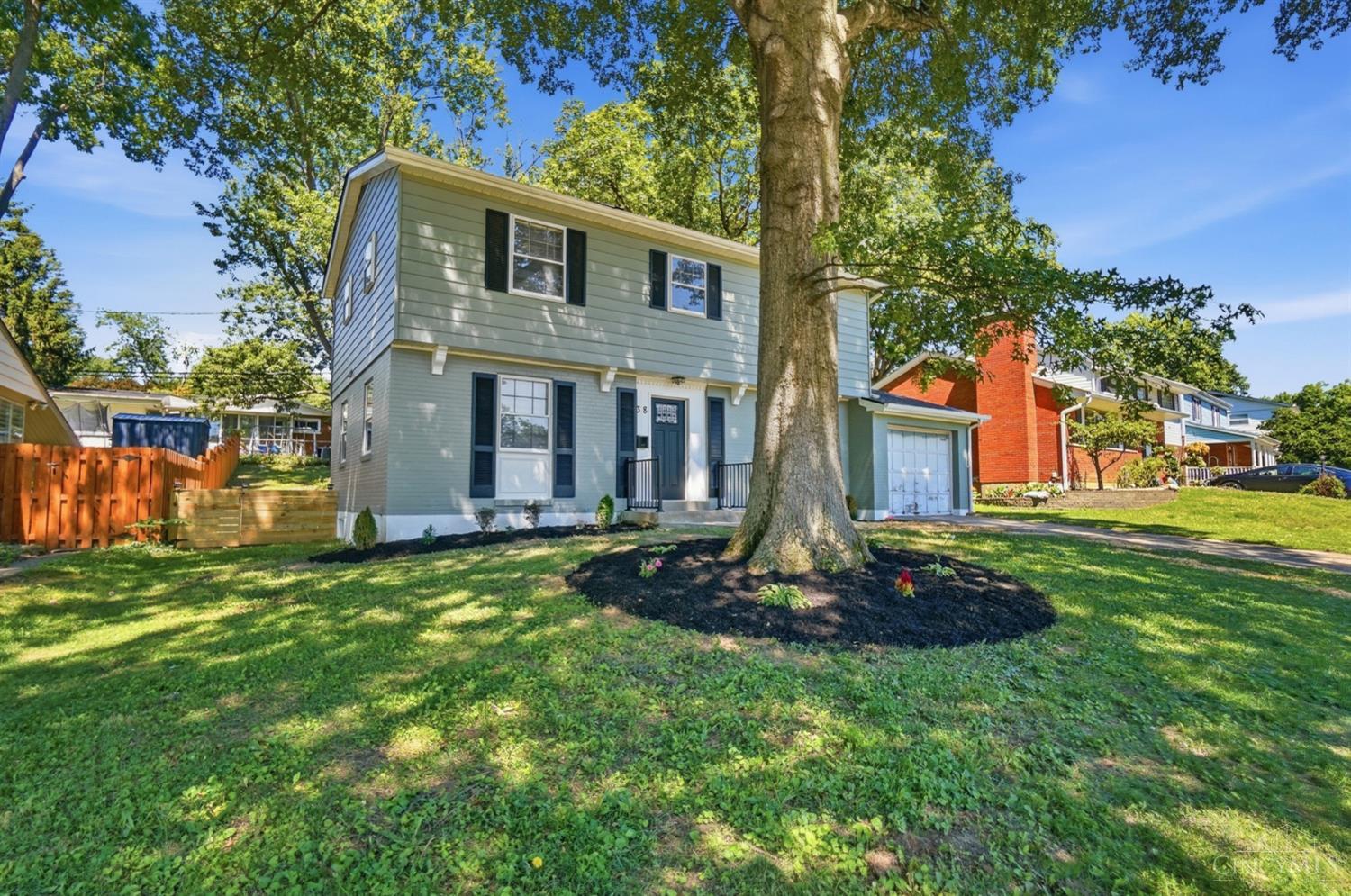 38 Handel Lane Property Photo 3