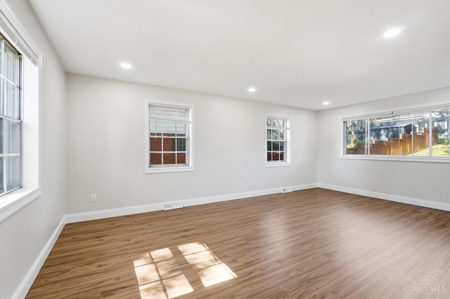 38 Handel Lane Property Photo 9