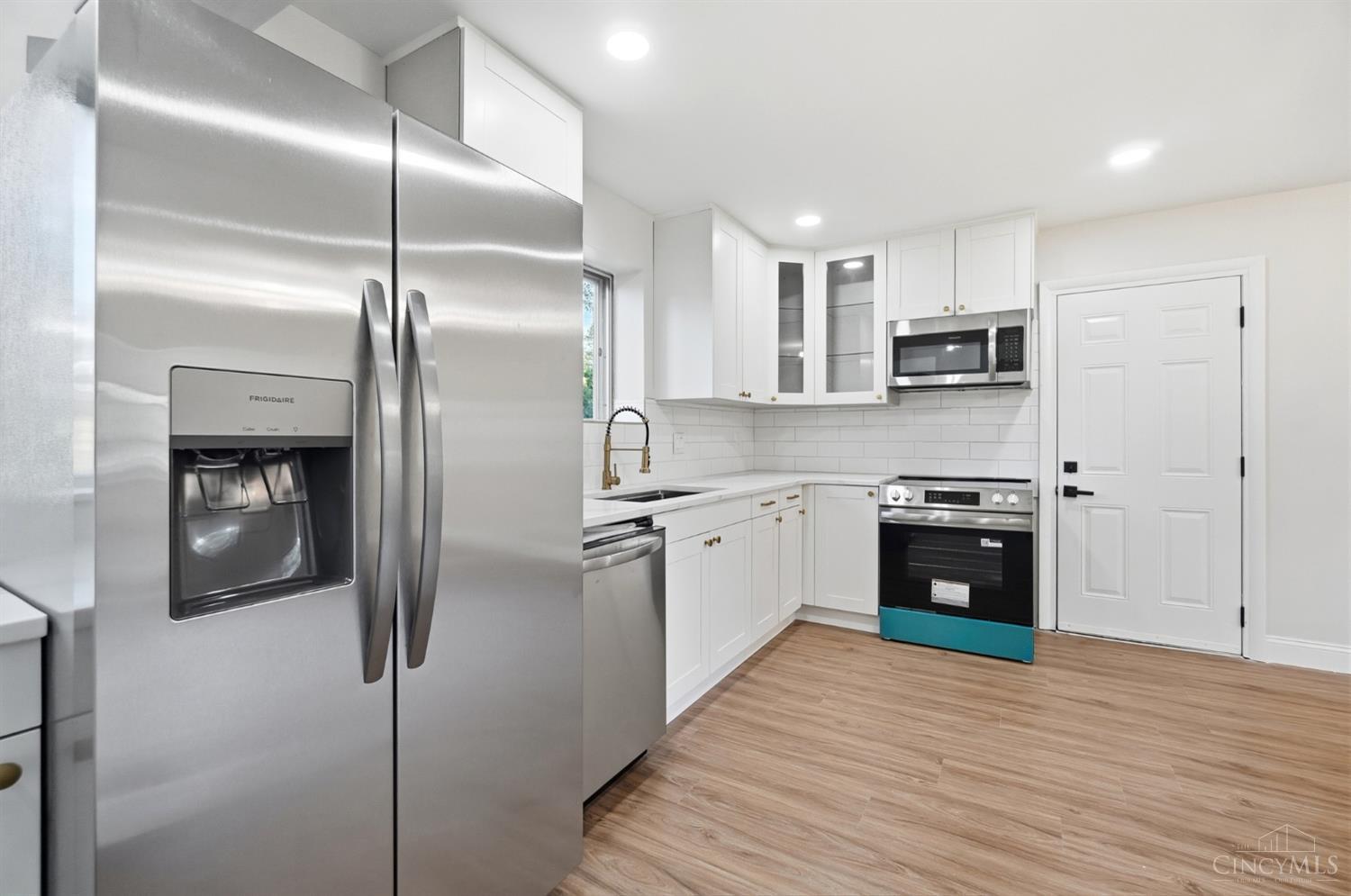 38 Handel Lane Property Photo 15