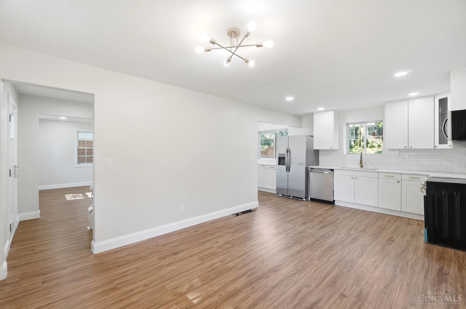 38 Handel Lane Property Photo 21