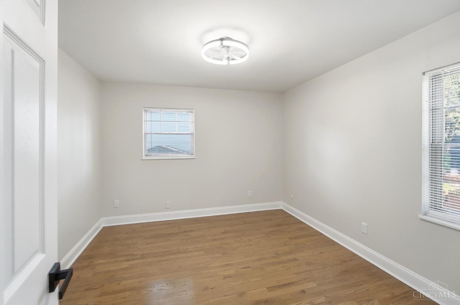 38 Handel Lane Property Photo 33