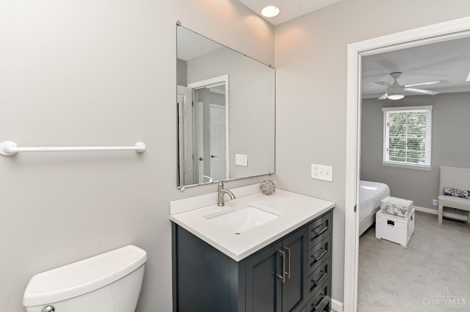 3658 Herschel Property Photo 22
