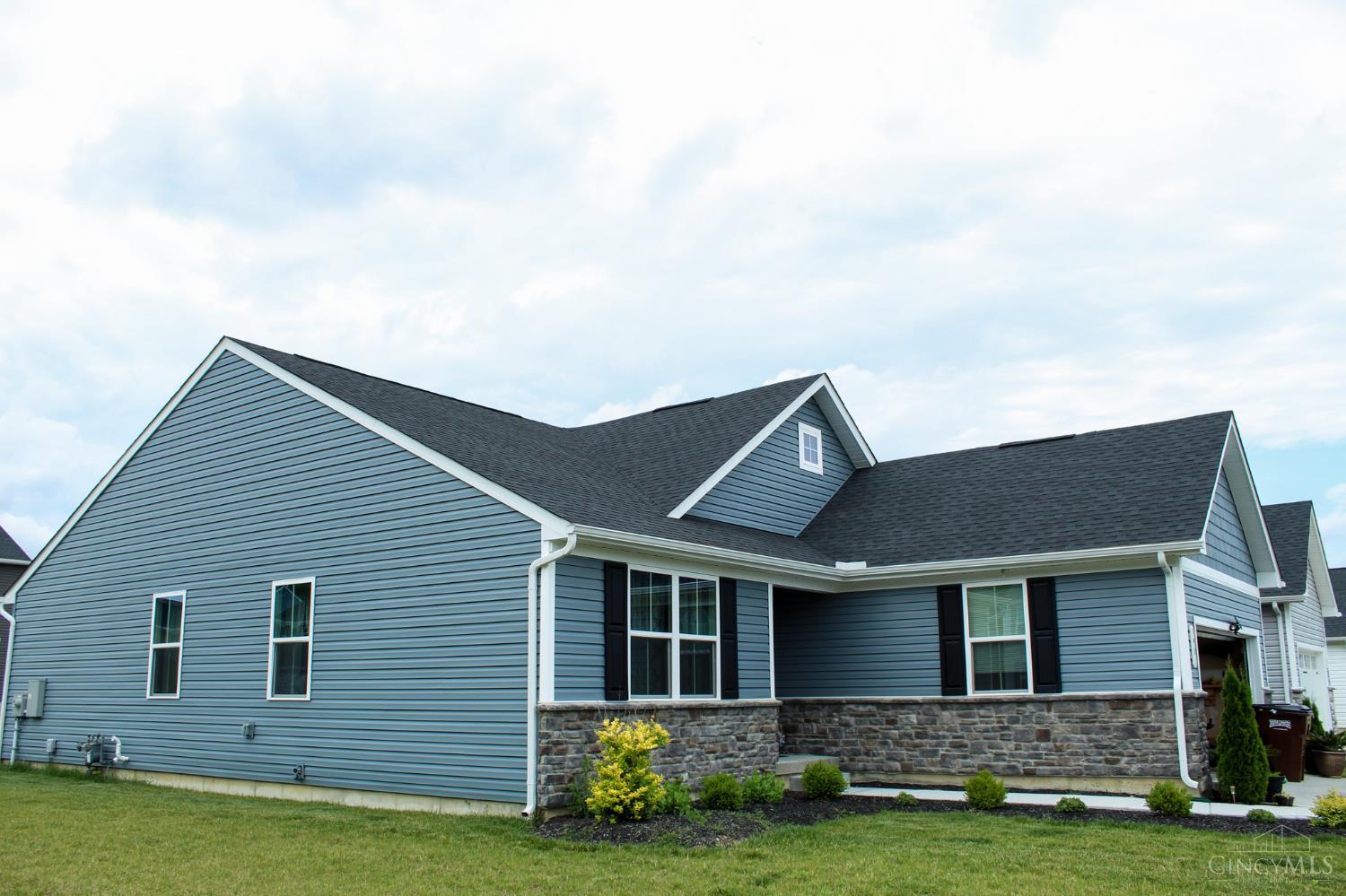 5901 Cresting Drive Property Photo 3