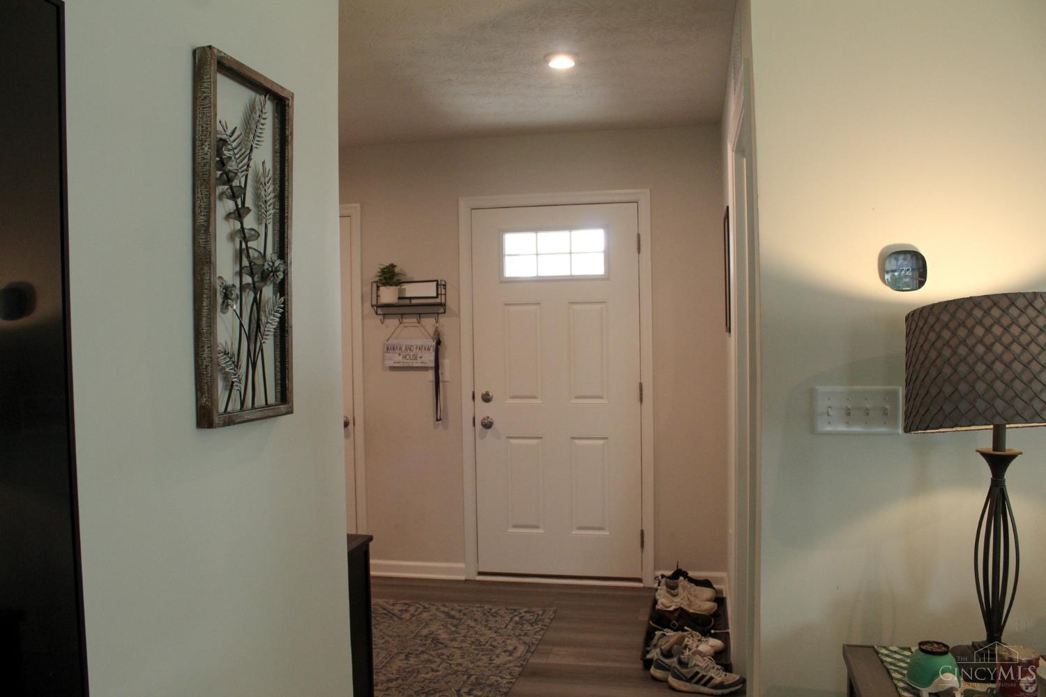 5901 Cresting Drive Property Photo 7