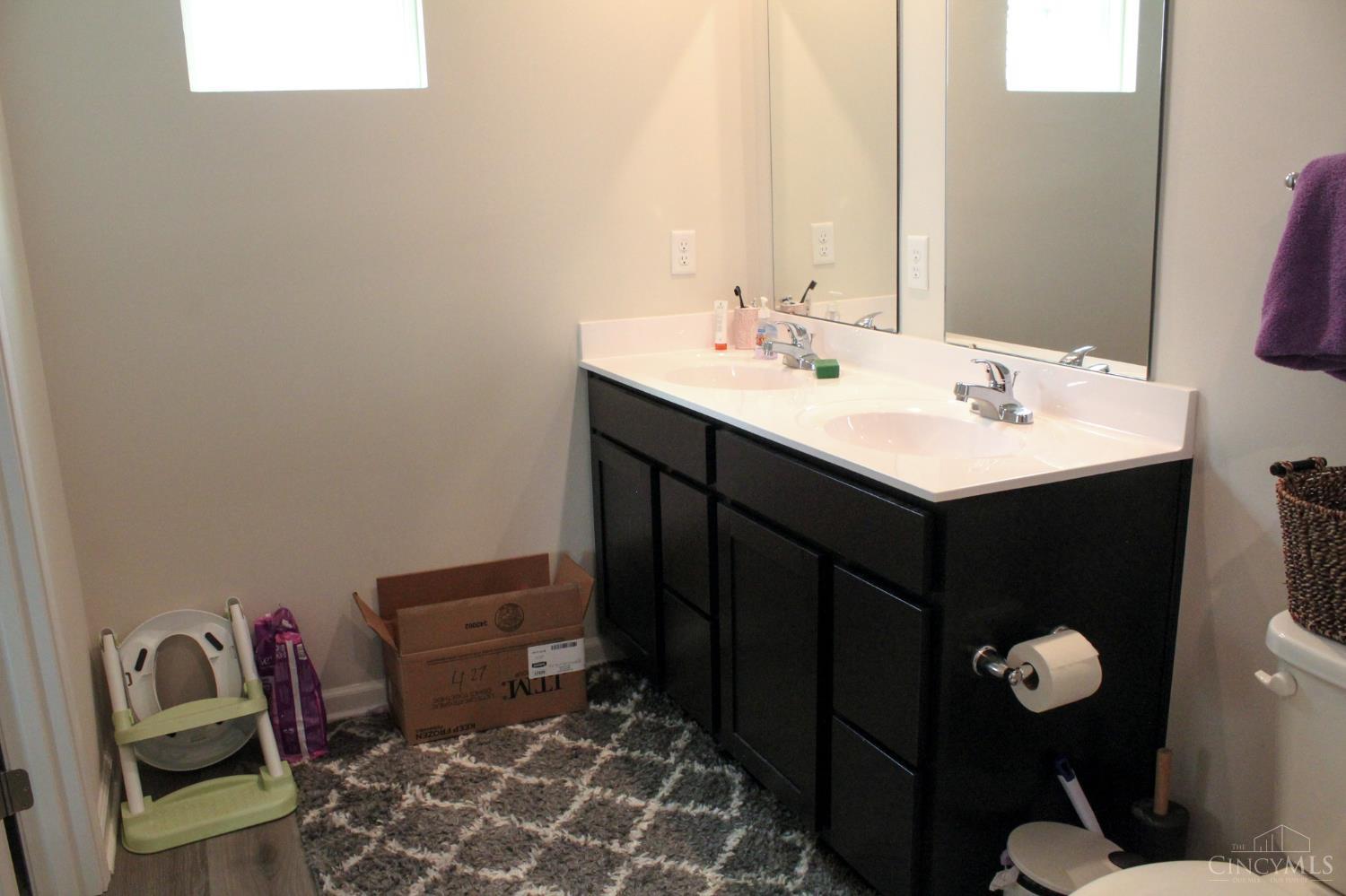 5901 Cresting Drive Property Photo 13