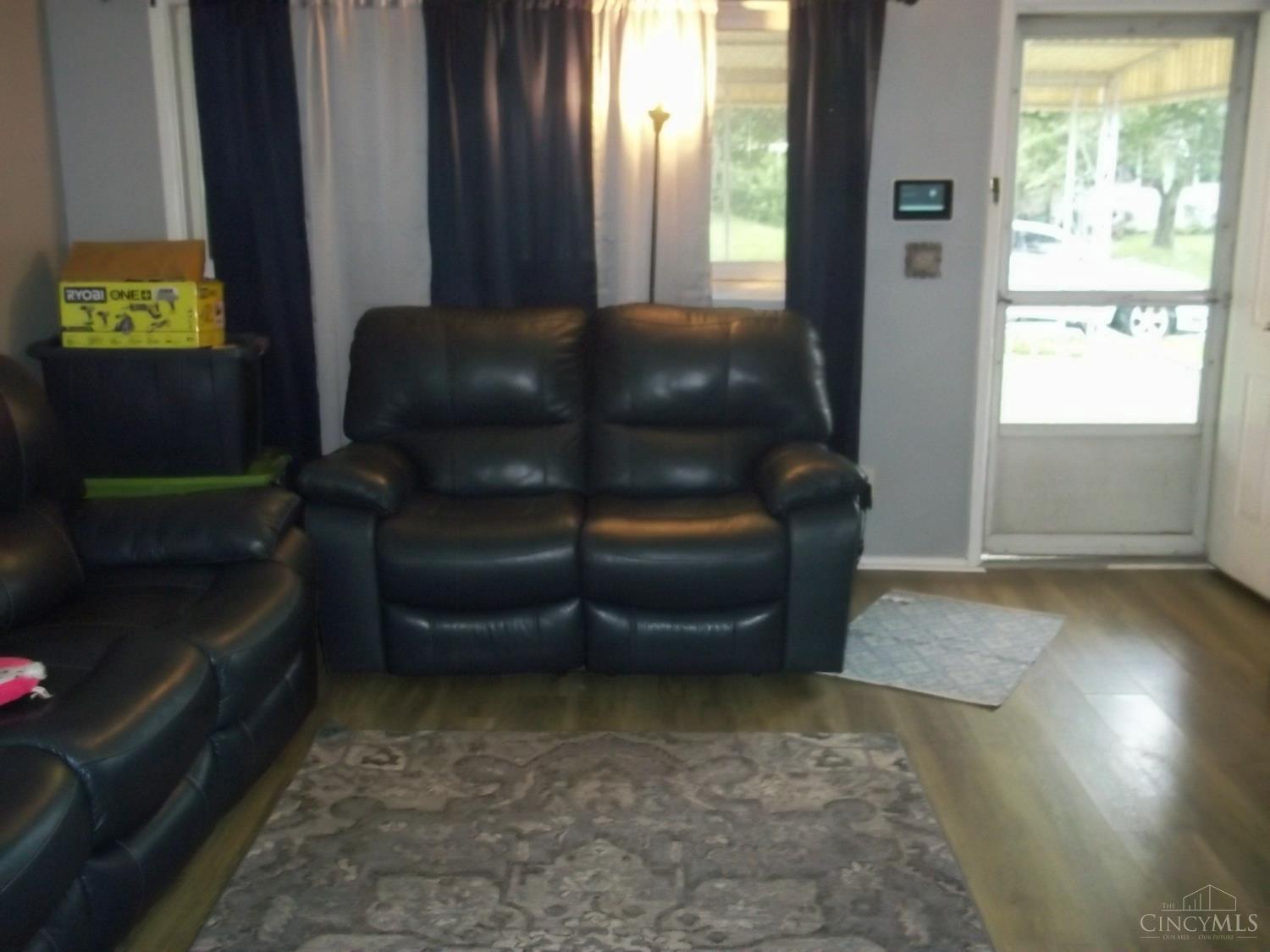 1846 First Avenue Property Photo 6