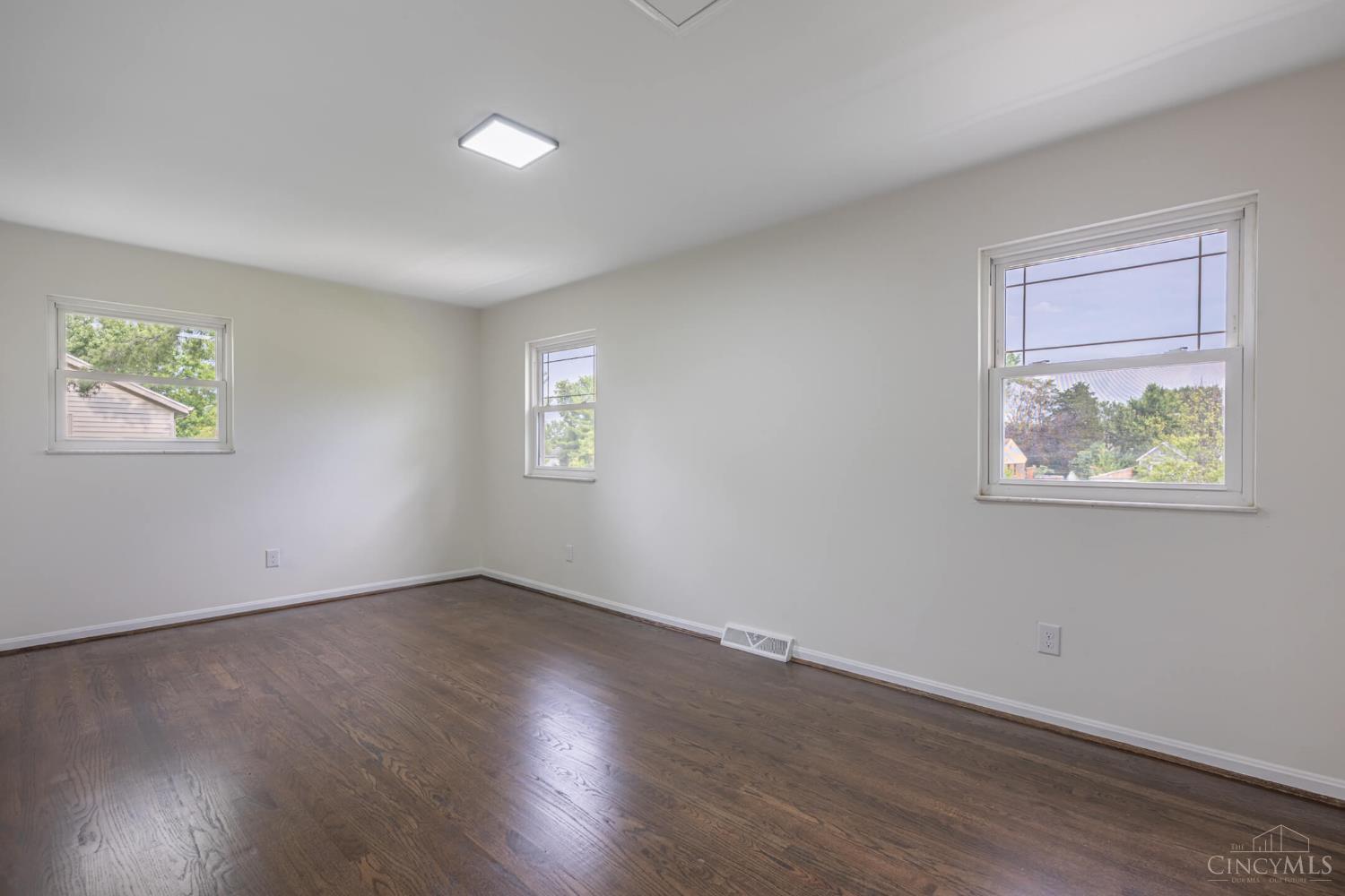 6748 Apache Way Property Photo 17