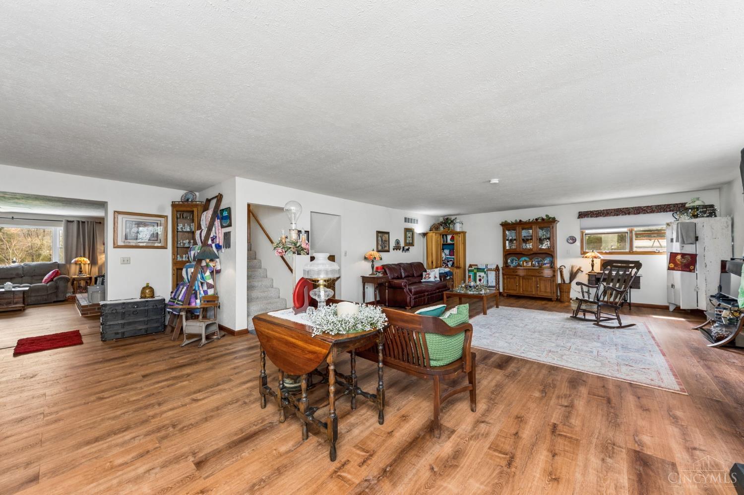 3911 Campbell Road Property Photo 18