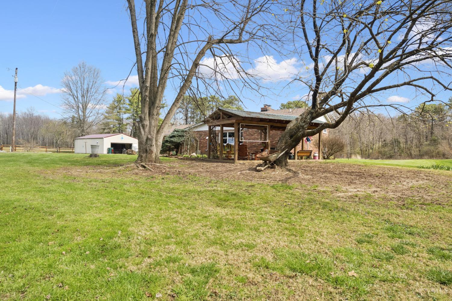 3911 Campbell Road Property Photo 40