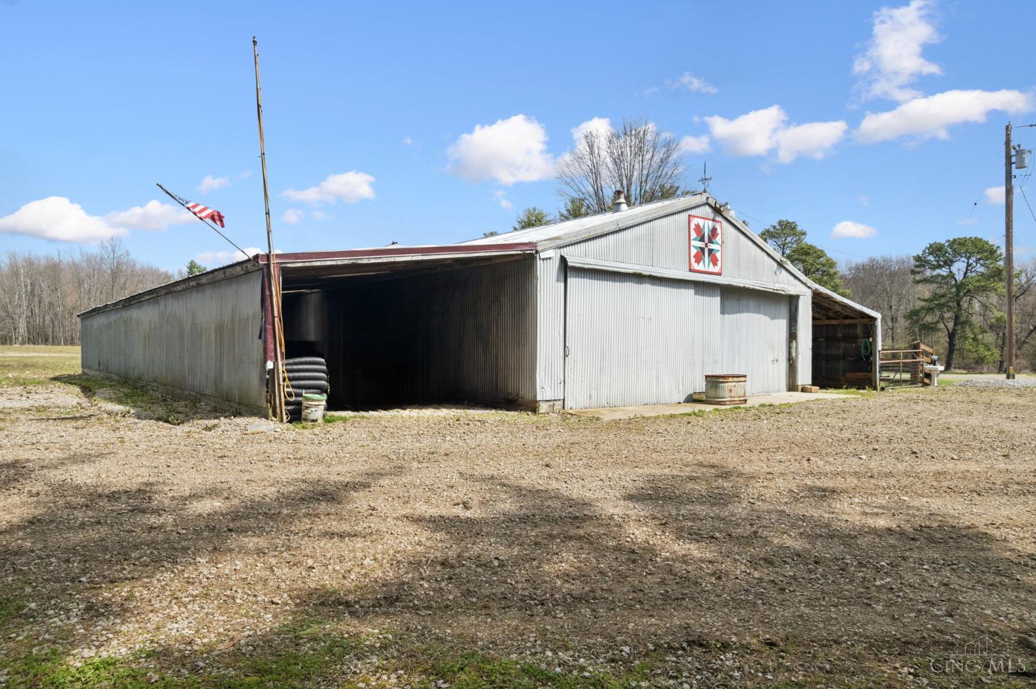 3911 Campbell Road Property Photo 54