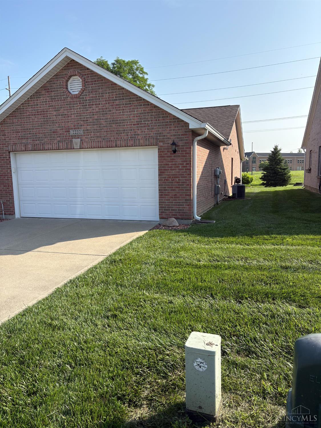 2232 Mossy Grove Property Photo 2