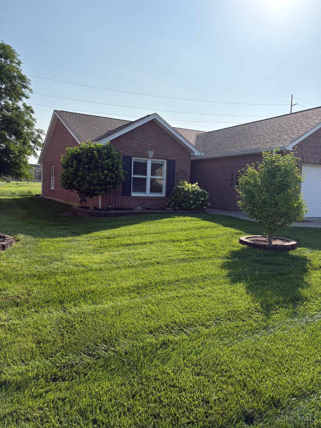 2232 Mossy Grove Property Photo 3