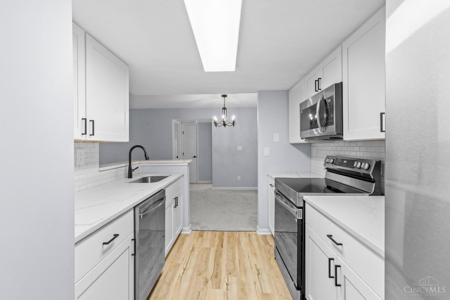10555 Montgomery Road Property Photo 7