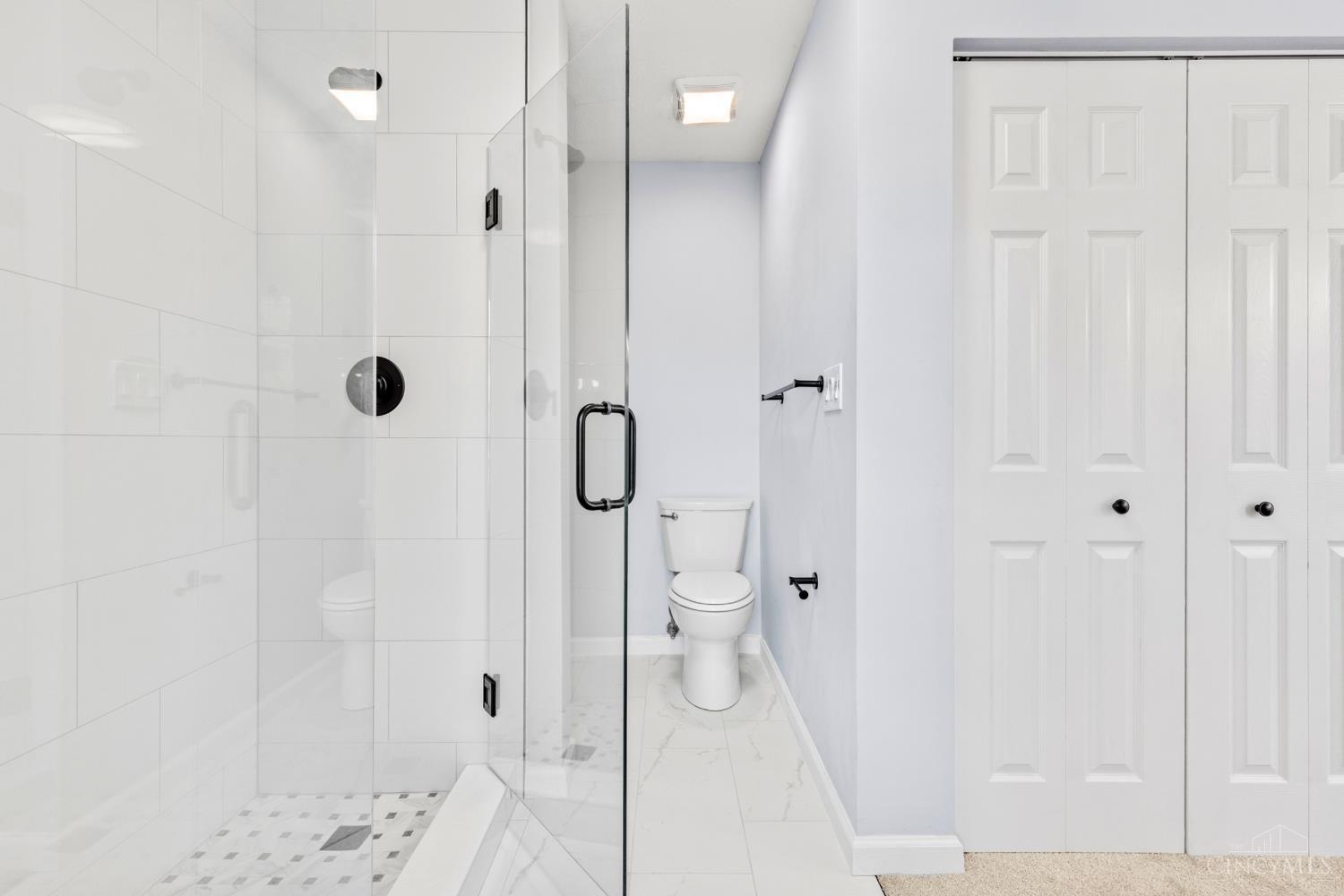 10555 Montgomery Road Property Photo 19
