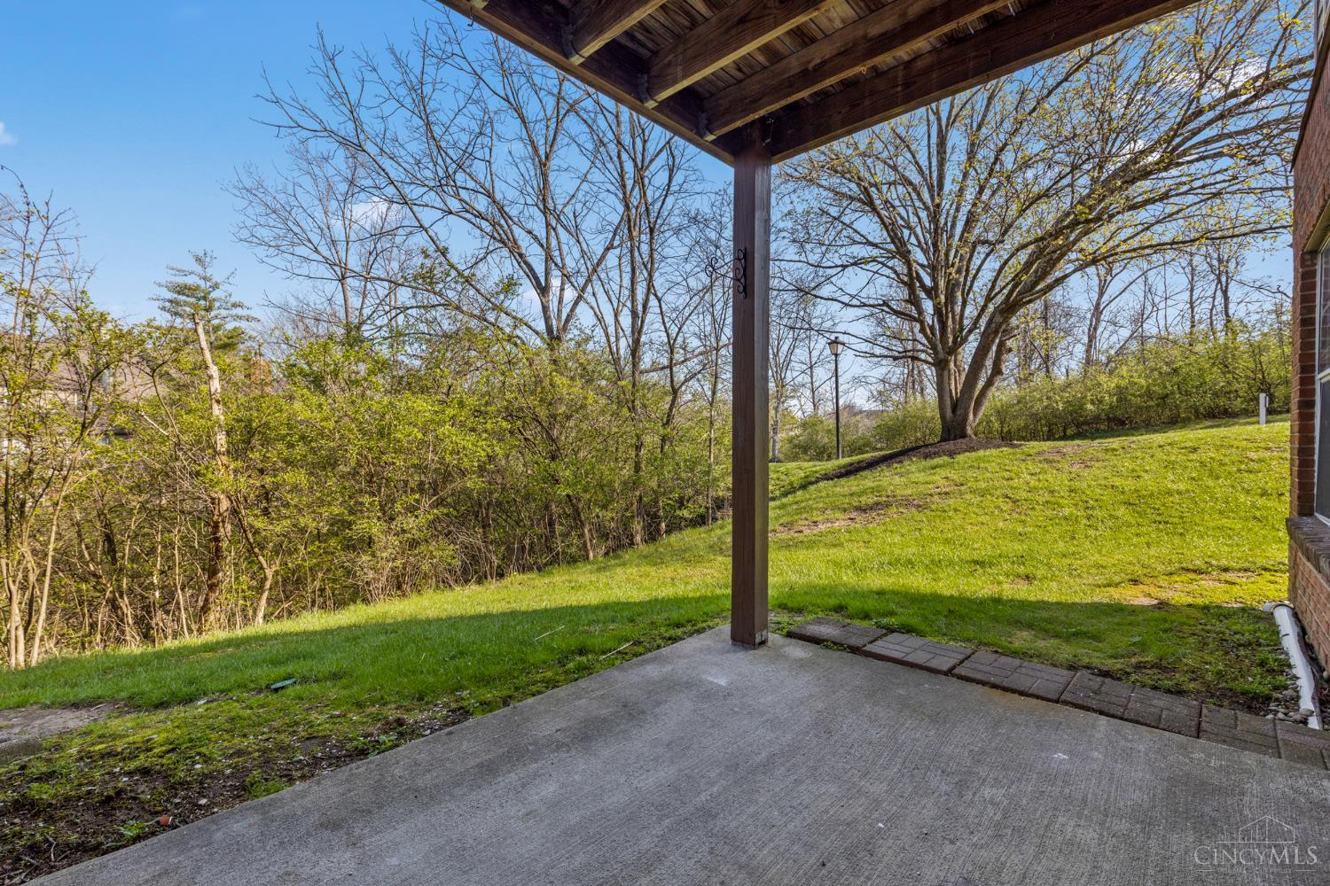 10555 Montgomery Road Property Photo 27