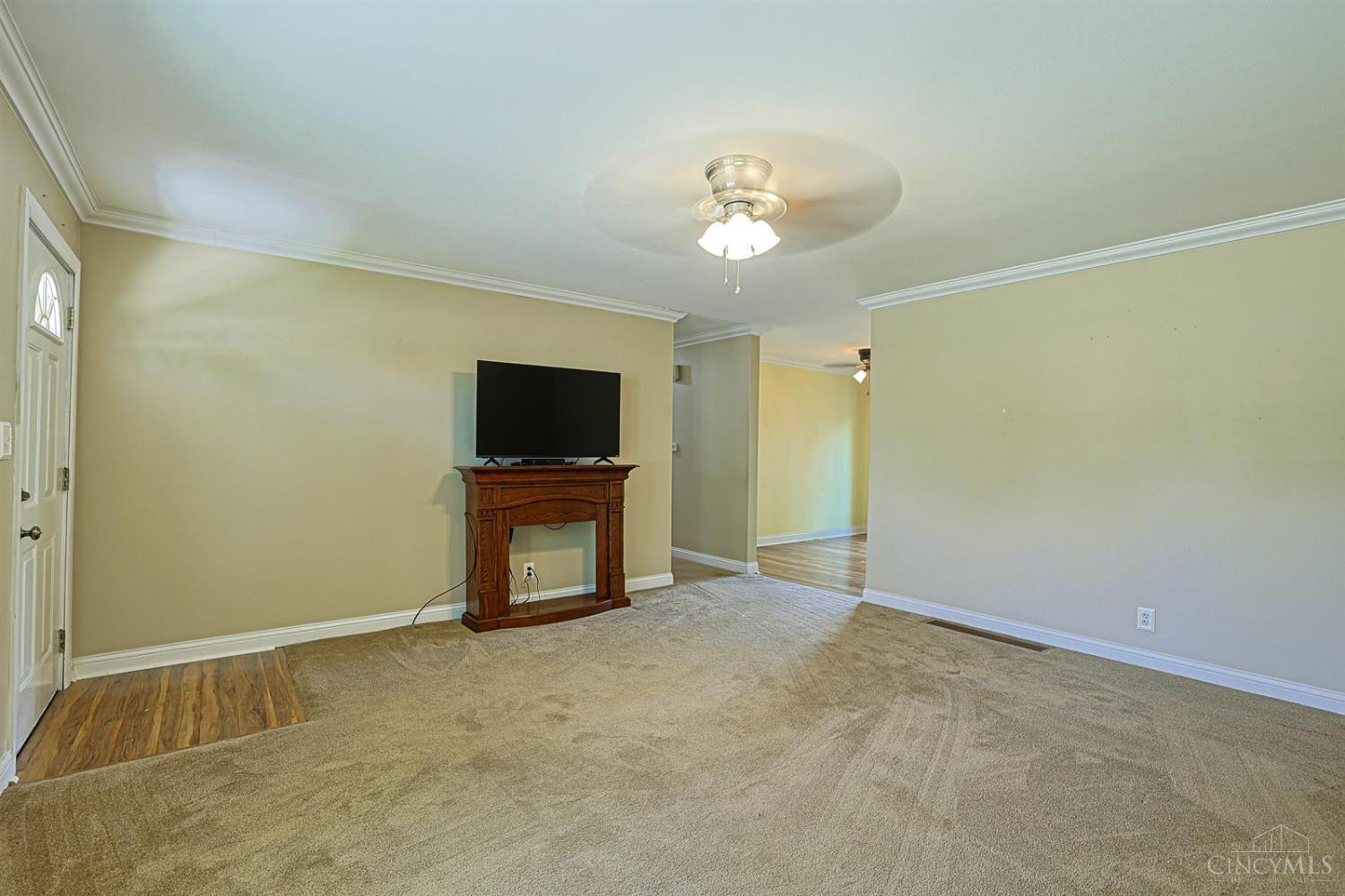 111 Stadia Drive Property Photo 6