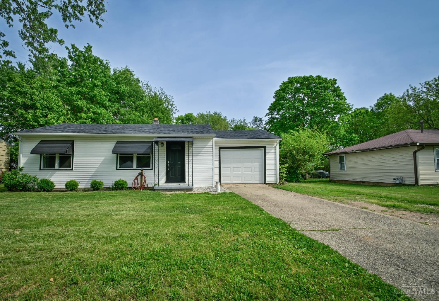 158 Willard Avenue Property Photo 1