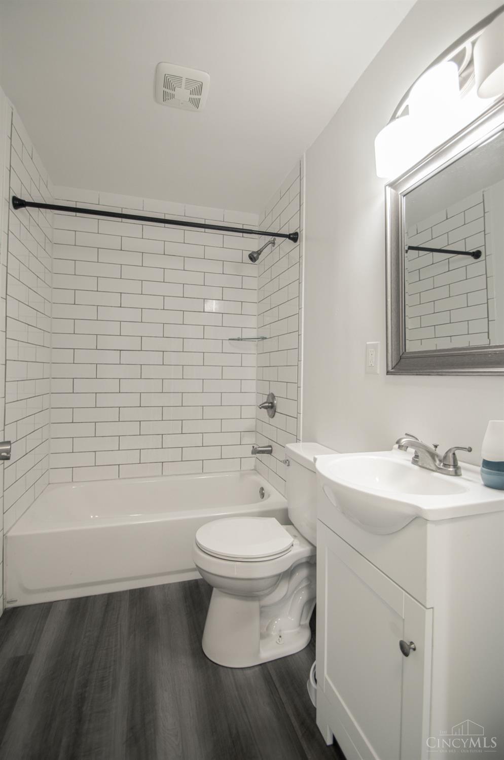 158 Willard Avenue Property Photo 9