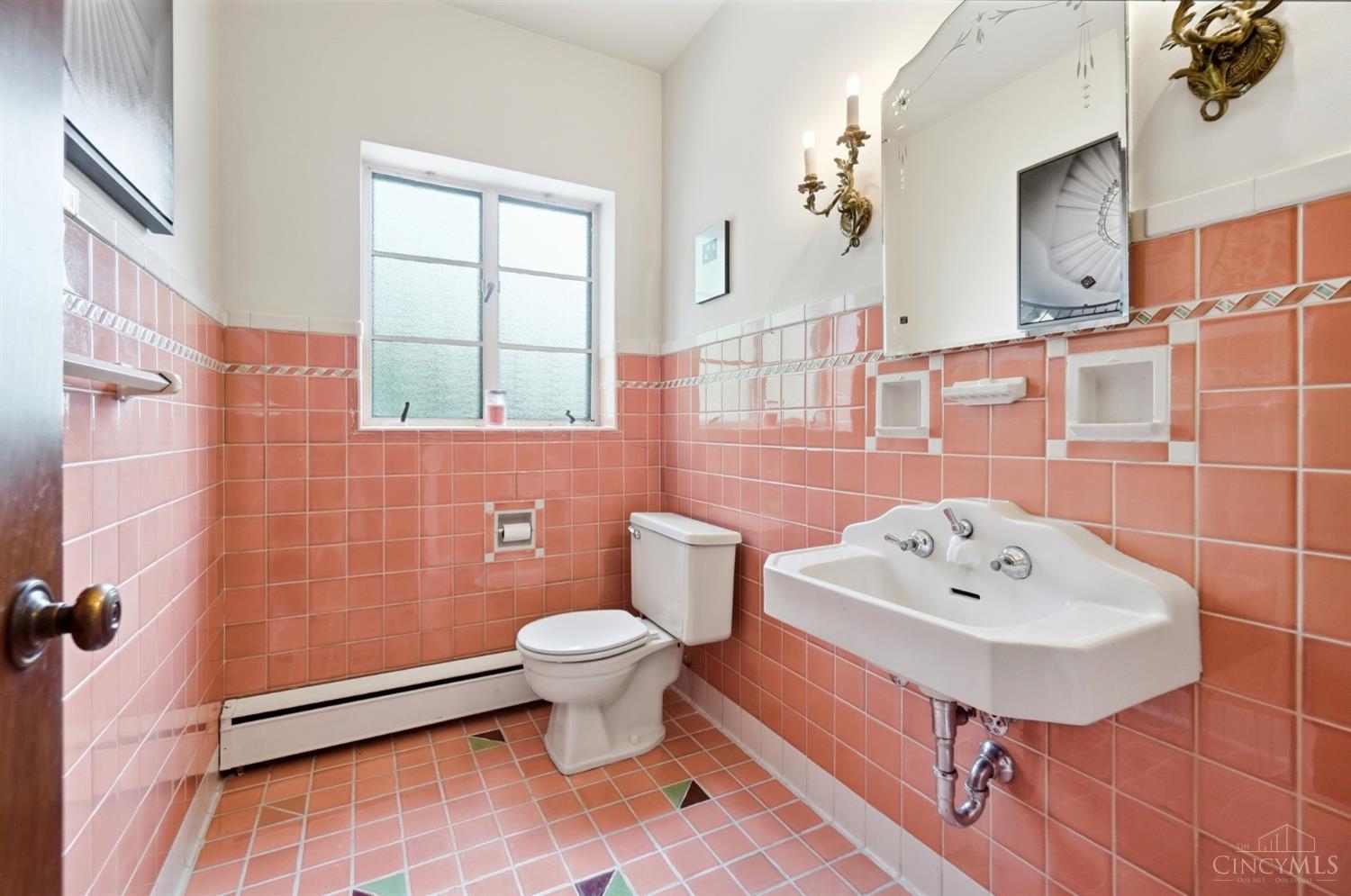 1550 Neeb Road Property Photo 21